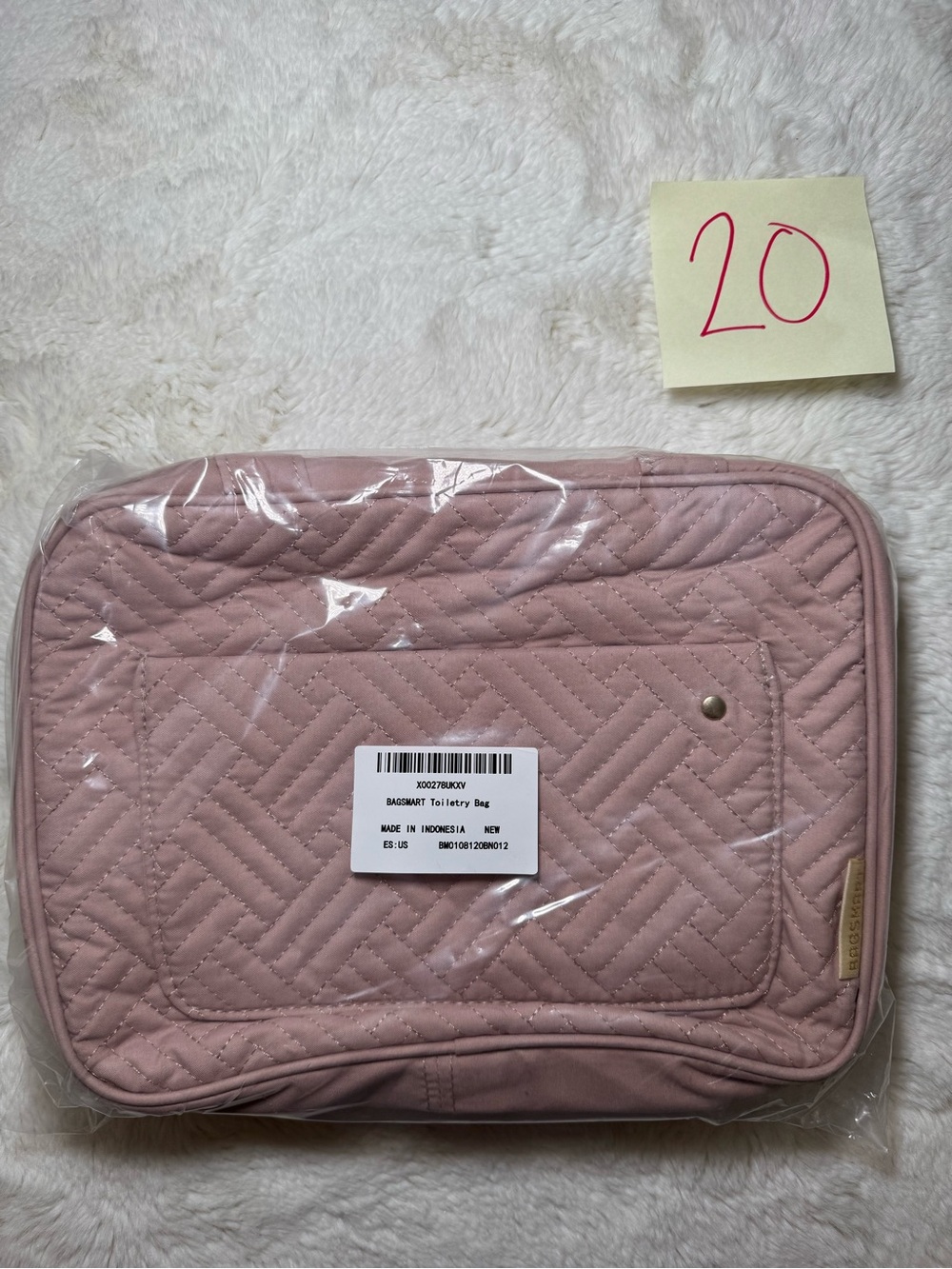 Bagsmart blush pink toiletry bag new with tags